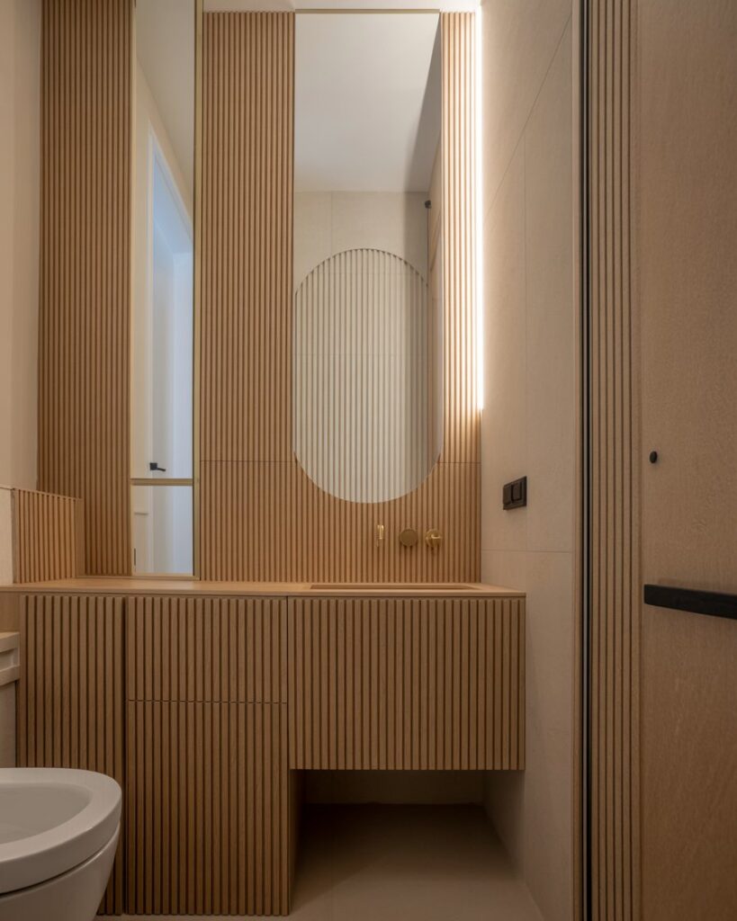 What Are Fluted Walls, and Why Are They Perfect for Small Bathrooms?